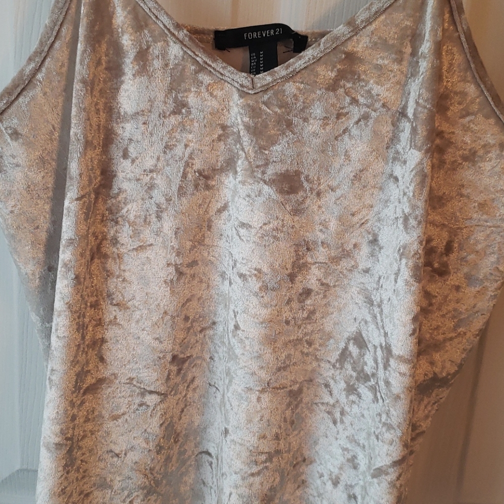 Tank top - Picture 3 of 4